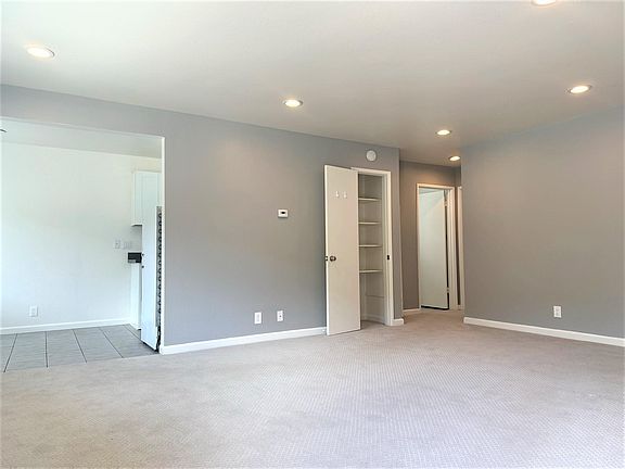 2nd image of 685 San Bruno Ave APT 4