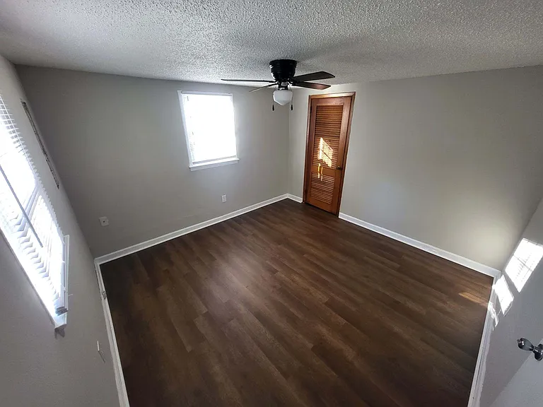 707 W Main St — Photo 7