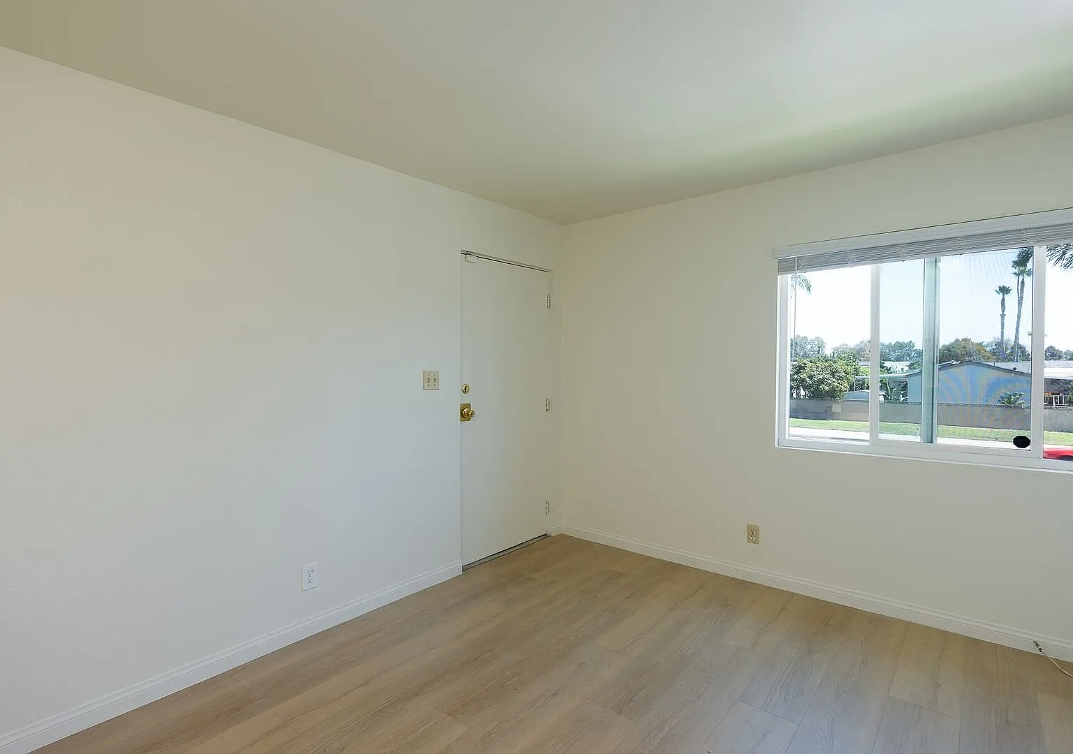 3901 Saviers Rd — Photo 3