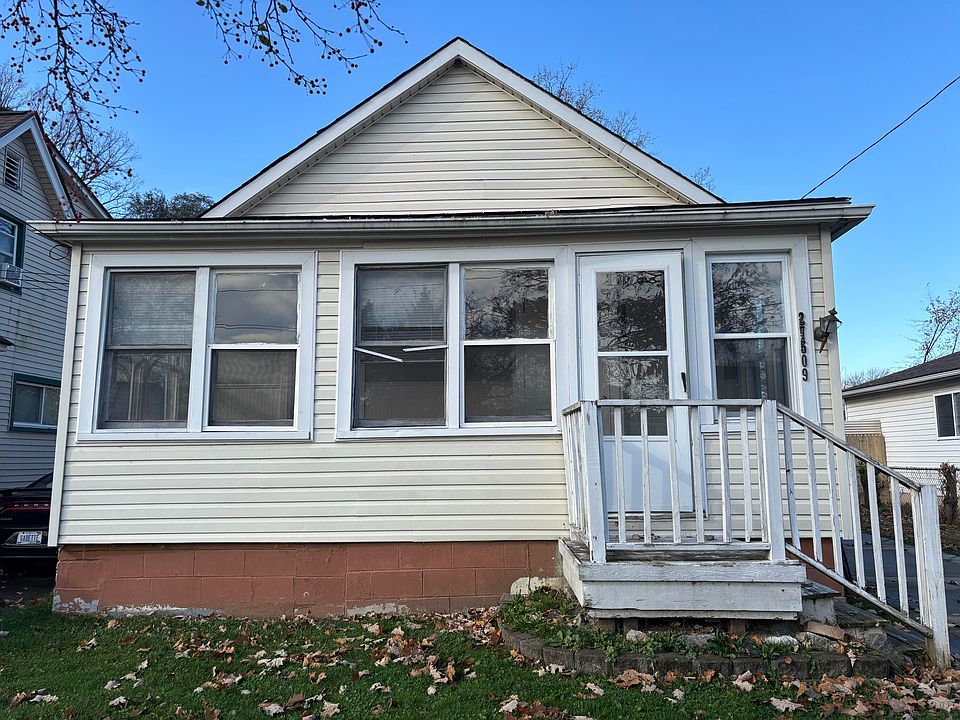 1st image of 27509 Lasslett St