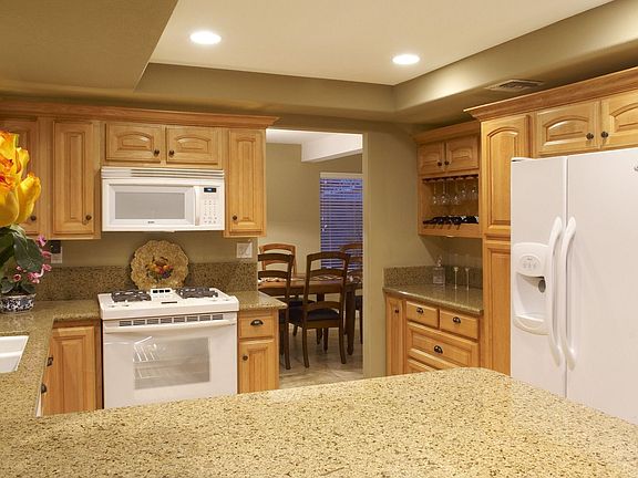 5th image of 28846 Shadyview Dr