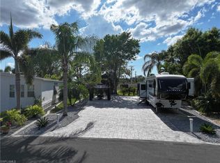 5870 MAPLEWOOD CT, FORT MYERS, FL 33905