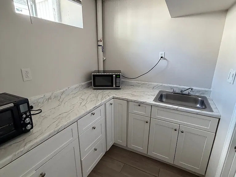 325 Rogers St #327 — Photo 11