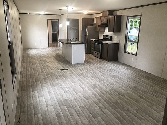 5th image of 15 Briwood Cir