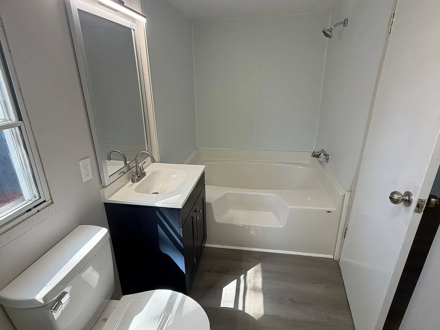2 bed, $900 — Photo 3