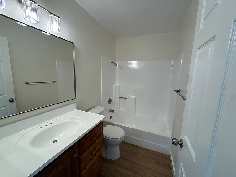 826-834 12th St #830 — Photo 21
