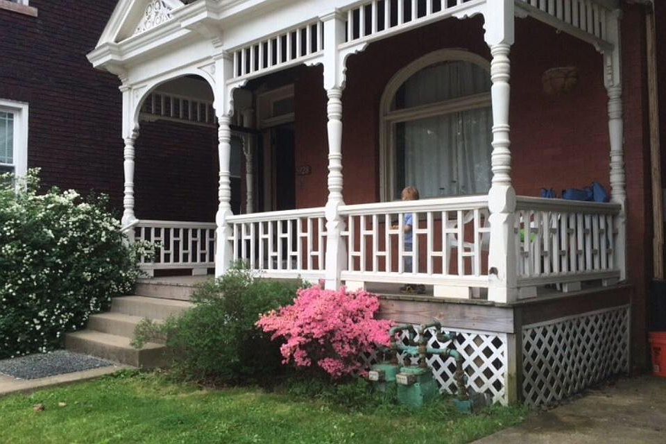 Front porch dining room
