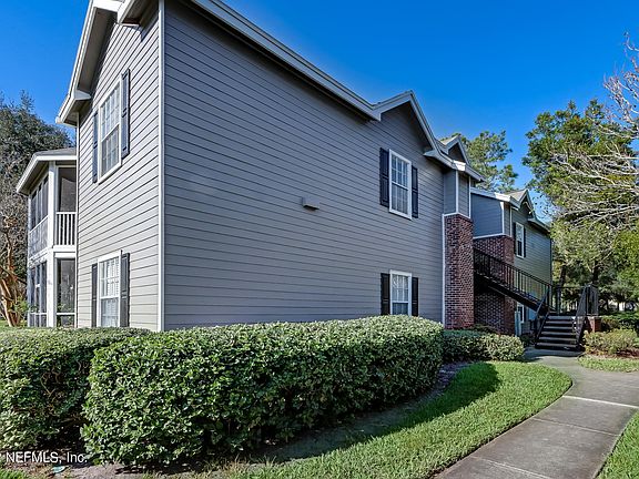 2nd image of 10000 GATE Parkway #2227