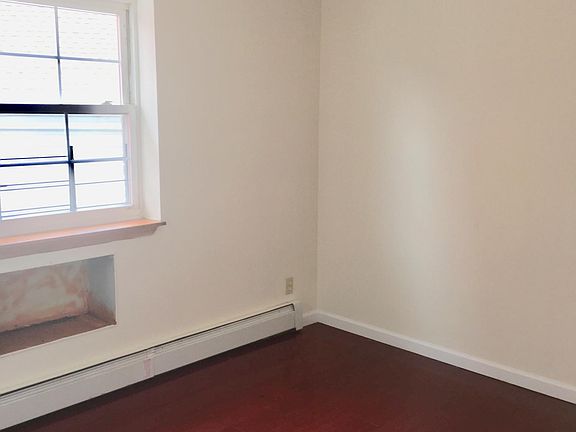 4th image of 8615 116th St #3