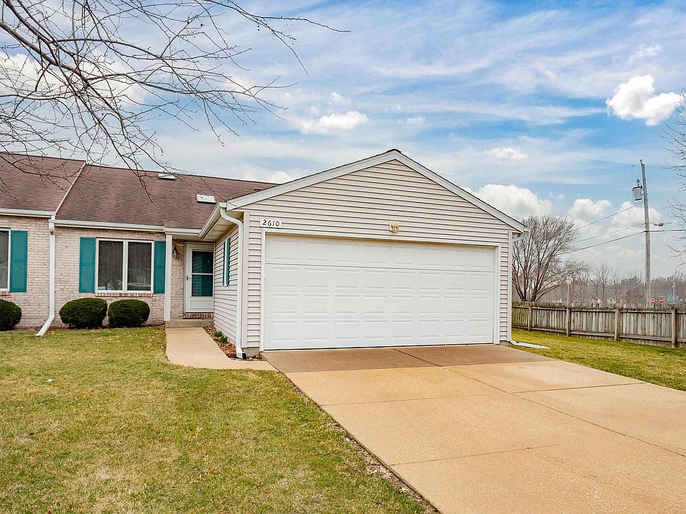 2610 38th St, Moline, IL 61265 Zillow