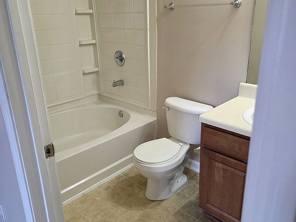 5th image of 12201 Waldrop Pl