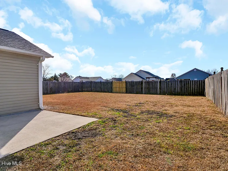613 Whittle Ct — Photo 30