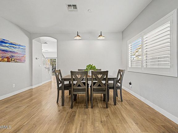 5th image of 830 W TRELLIS Road