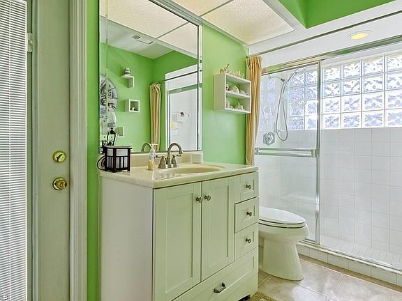 5th image of 2312 SW 54th Ln