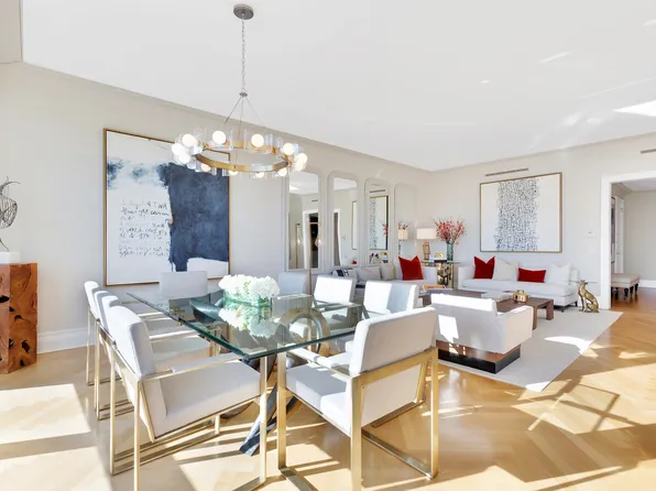 15 Central Park West image 2 of 17