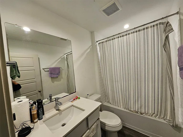 7831 Murciana Dr — Photo 11