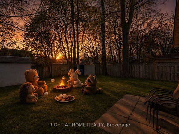 126 Poplar Ave, Halton Hills, ON L7J 2E2