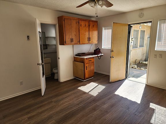 2nd image of 912 W Norwood Pl #C