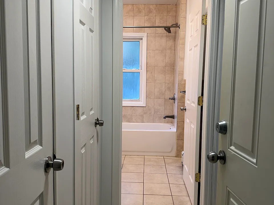 29 S Terrace Ave #2