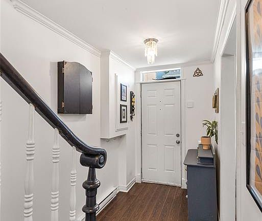 4th image of 59 Springdale Street