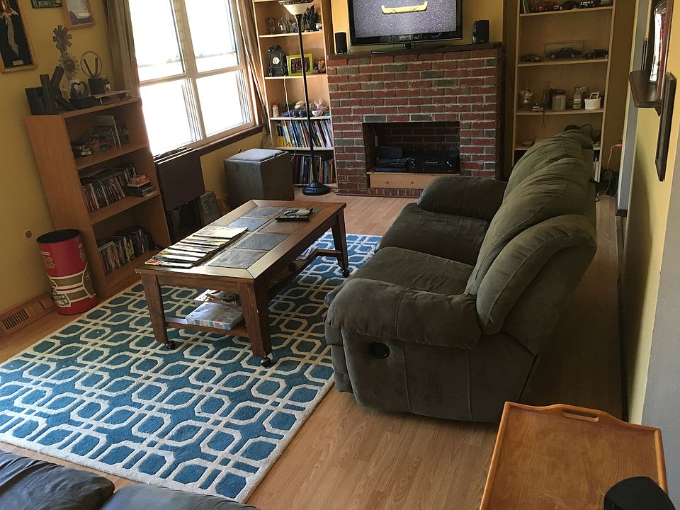 2nd image of 7577 Buttercup Rd