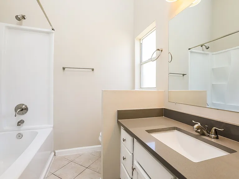 371 Snowshoe Ct — Photo 10