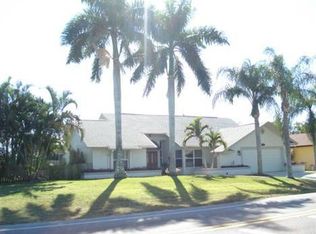 1394 Granada Blvd, Naples, FL 34103
