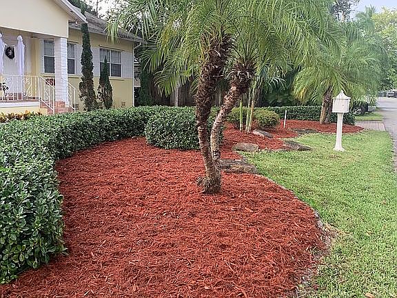 5th image of 6625 SW 79th St