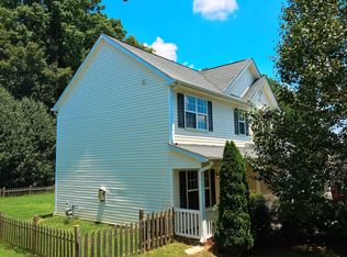 4200 Oakridge Place Dr, Winston Salem, NC 27107