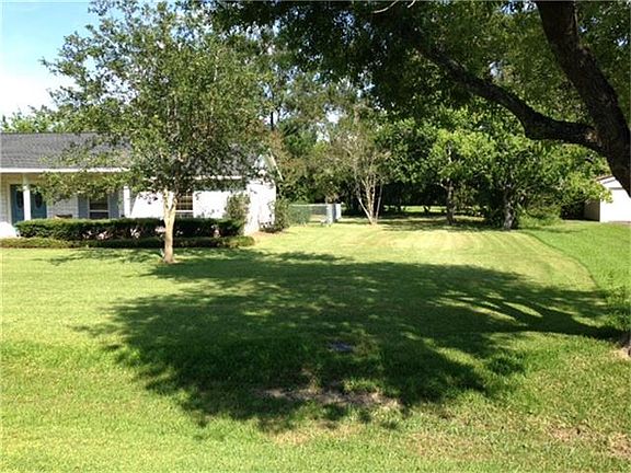 3rd image of 3403 Longherridge Dr