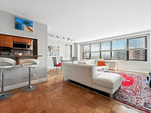 10 Huron Ave APT 12C, Jersey City, NJ 07306