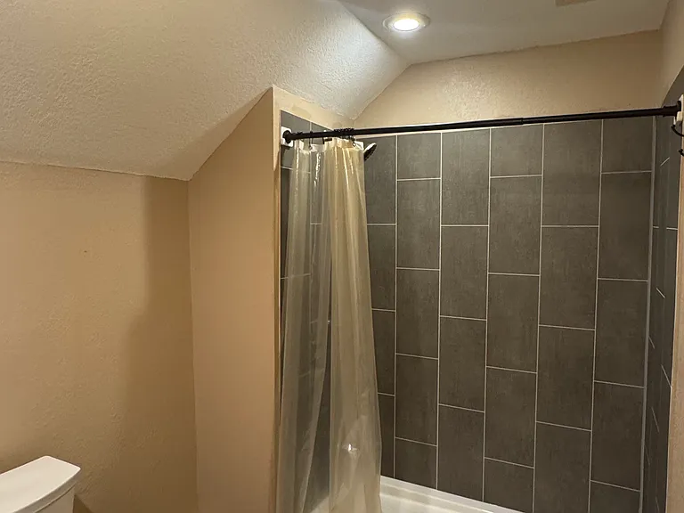 133 Ivybrook Cv — Photo 18