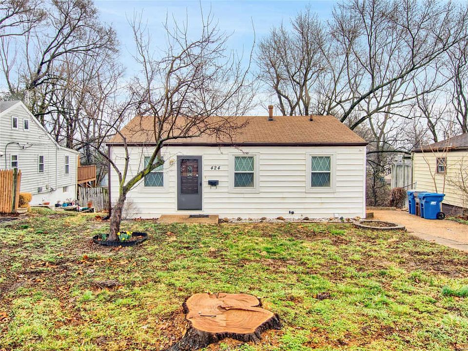 1st image of 424 Ames Pl