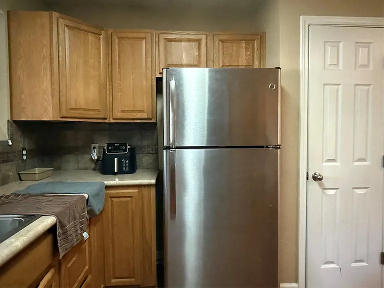 1026 Saint John Dr — Photo 4