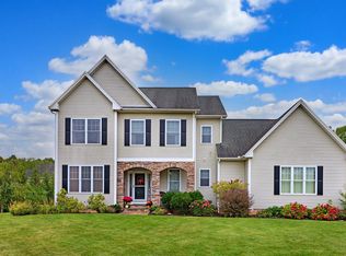 31 Curtiss Farms Ct, Plantsville, CT 06479