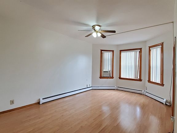 4th image of 2331 S Central Ave #2