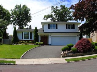 64 Golf Oval, Springfield, NJ 07081