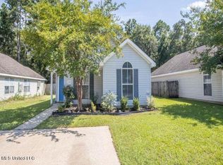 13399 Libby Ln, Gulfport, MS 39503