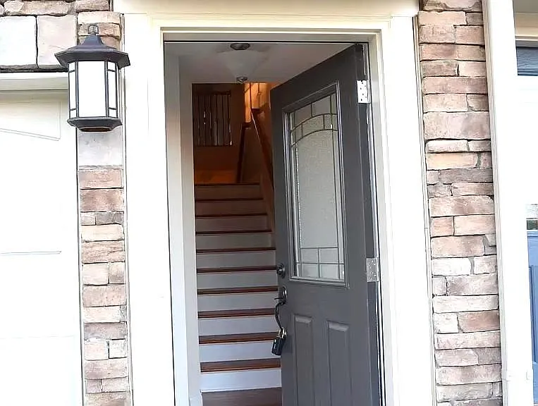 1002 Waymaker Ct — Photo 3