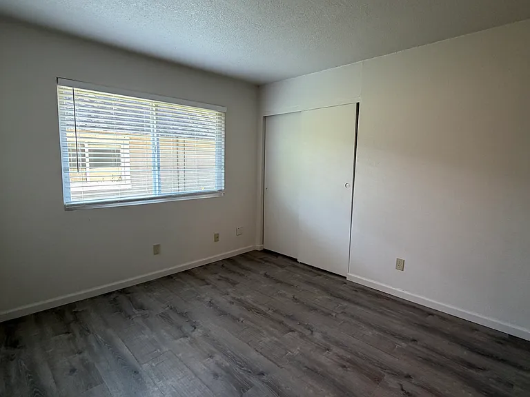 2435 Bethards Dr #3 — Photo 7