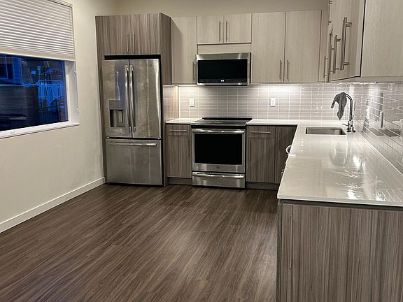 kitchen - all GE appliances