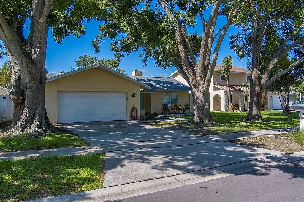 3 bed, 2.5 bath, 2083 sqft, $8,000 — Photo 1
