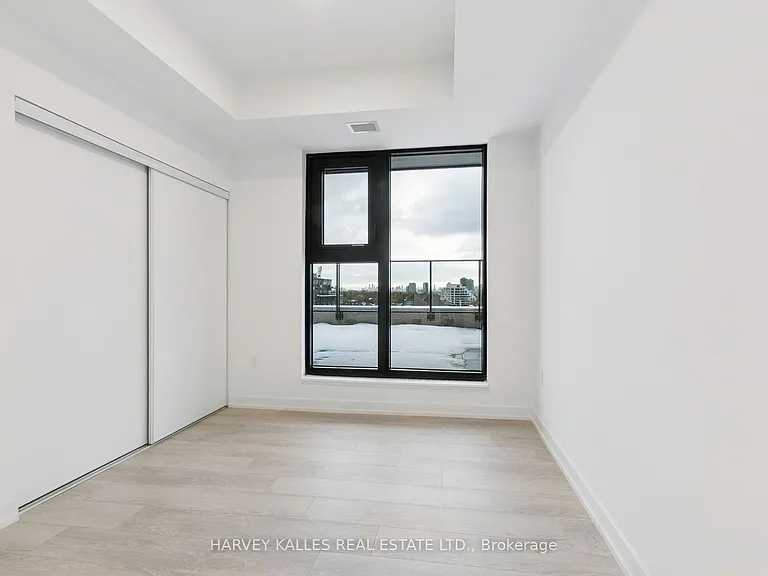 801 The Queensway #706 — Photo 17