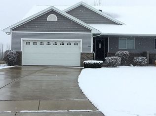 2507 W Crais Ct, De Pere, WI 54115