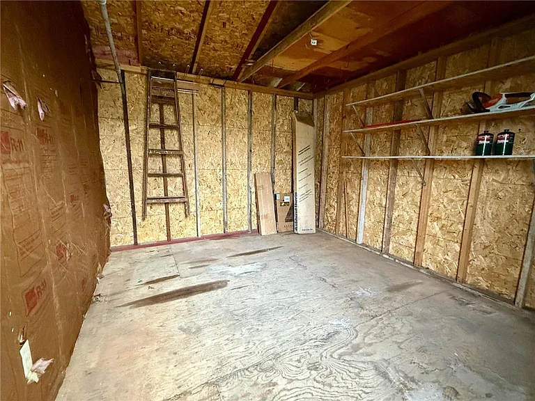 225 Sunrise Blvd — Photo 55