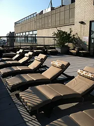 Rented by R New York