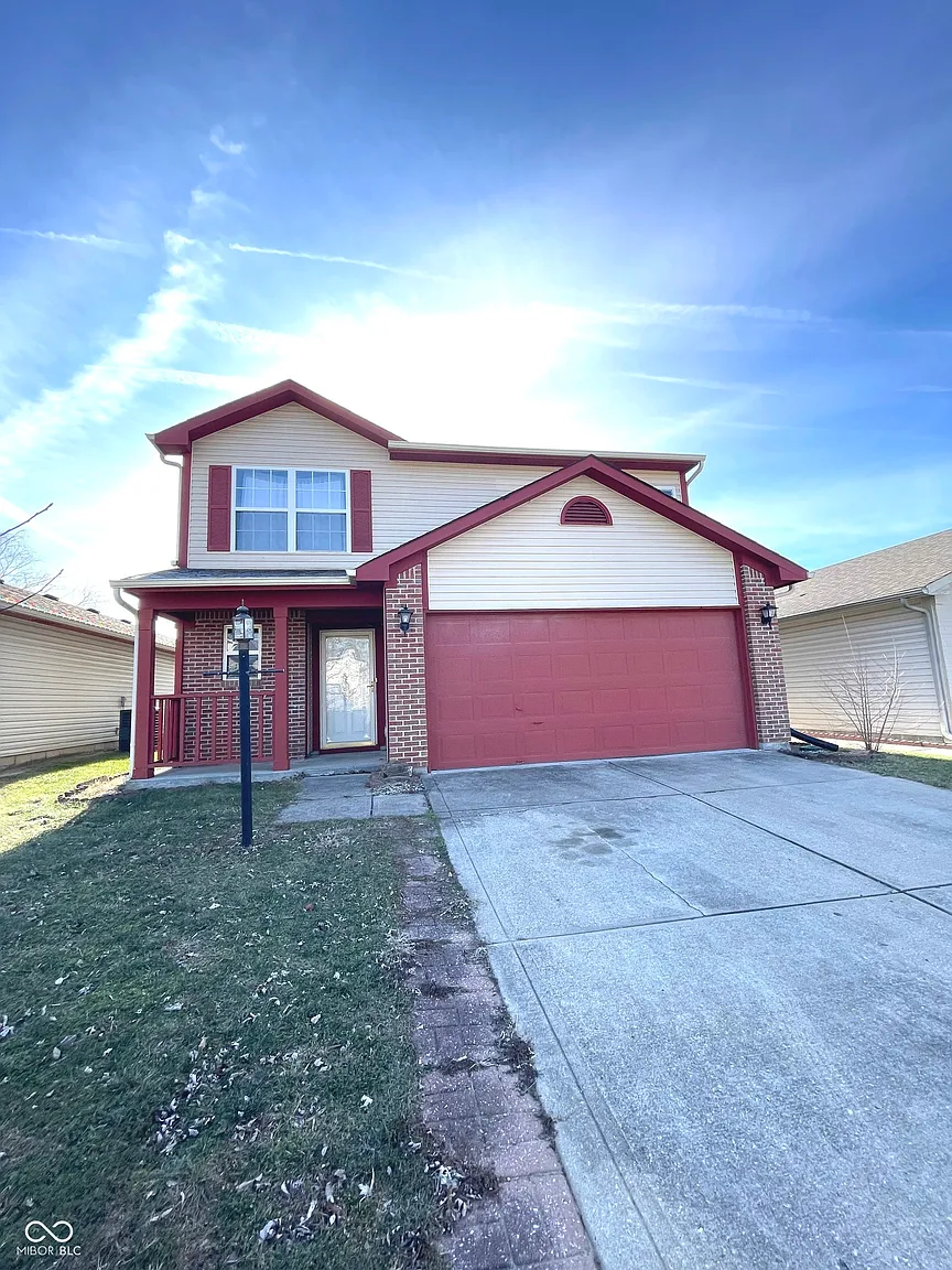 621 Meadows Edge Ln photo 1