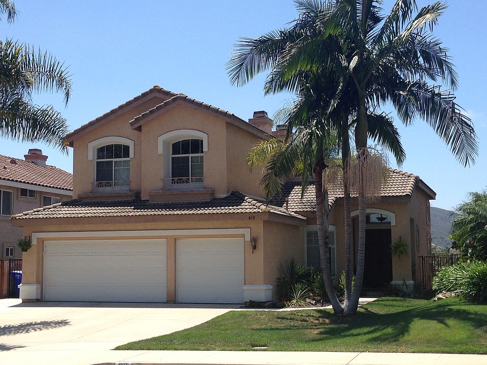 1st image of 810 Windridge Cir