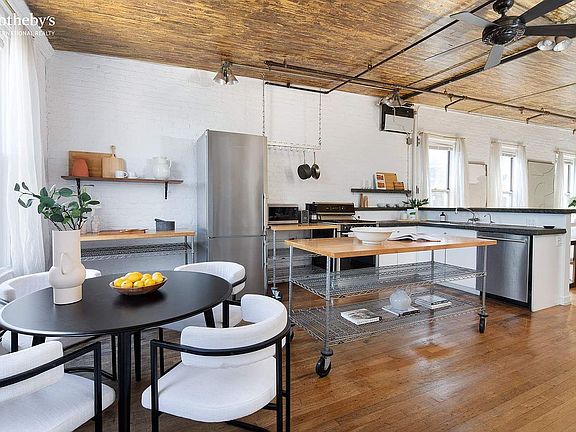 4th image of 97 Crosby St APT 7