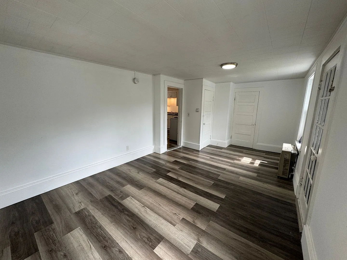 17 Sullivan Street — Photo 4